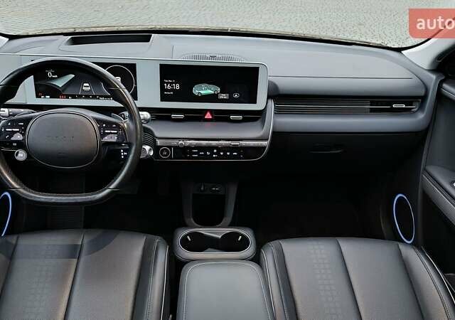 Чорний Хендай Ioniq 5, об'ємом двигуна 0 л та пробігом 33 тис. км за 25900 $, фото 39 на Automoto.ua