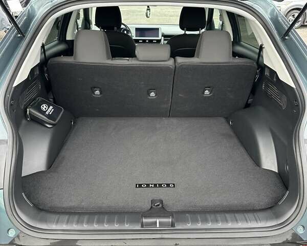 Черный Хендай Ioniq 5, объемом двигателя 0 л и пробегом 36 тыс. км за 25800 $, фото 27 на Automoto.ua
