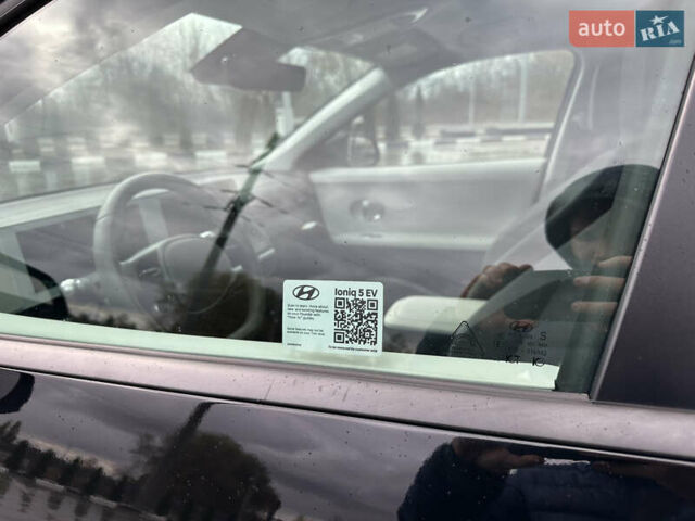 Черный Хендай Ioniq 5, объемом двигателя 0 л и пробегом 2 тыс. км за 26999 $, фото 57 на Automoto.ua