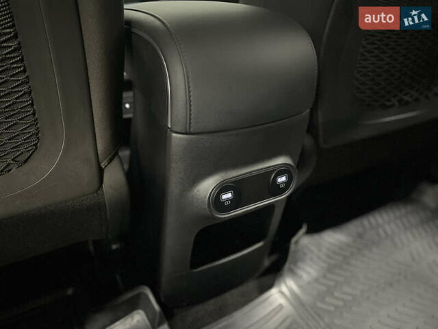 Чорний Хендай Ioniq 5, об'ємом двигуна 0 л та пробігом 75 тис. км за 26900 $, фото 50 на Automoto.ua