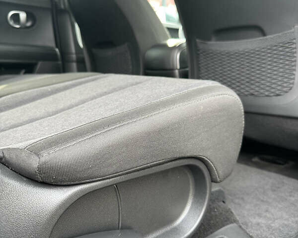 Чорний Хендай Ioniq 5, об'ємом двигуна 0 л та пробігом 36 тис. км за 25800 $, фото 43 на Automoto.ua