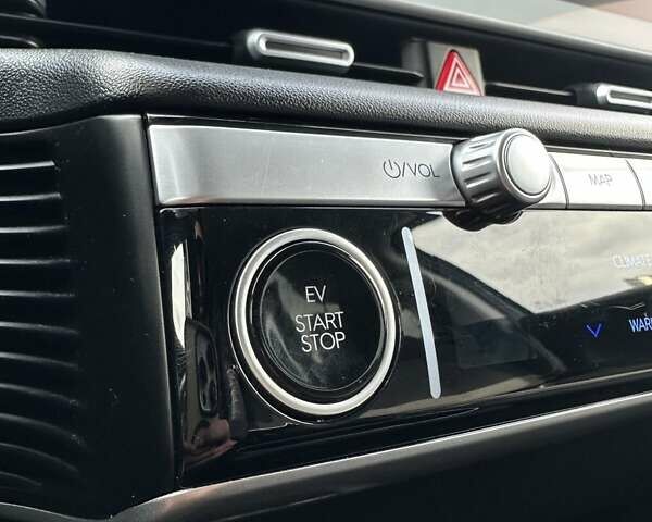 Чорний Хендай Ioniq 5, об'ємом двигуна 0 л та пробігом 36 тис. км за 25800 $, фото 50 на Automoto.ua