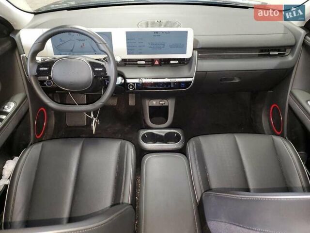 Черный Хендай Ioniq 5, объемом двигателя 0 л и пробегом 30 тыс. км за 12200 $, фото 7 на Automoto.ua