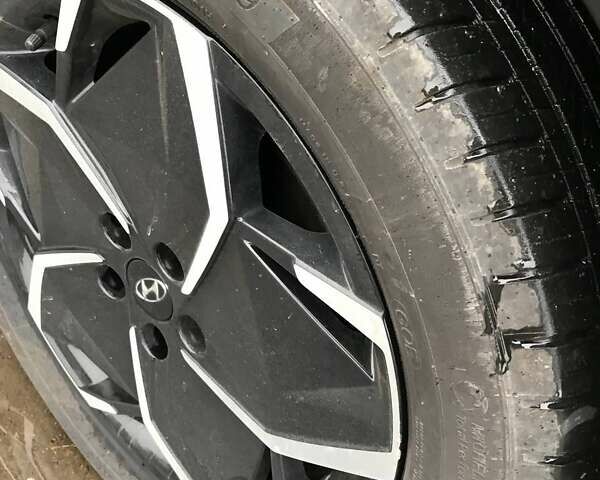Чорний Хендай Ioniq 5, об'ємом двигуна 0 л та пробігом 30 тис. км за 25900 $, фото 13 на Automoto.ua