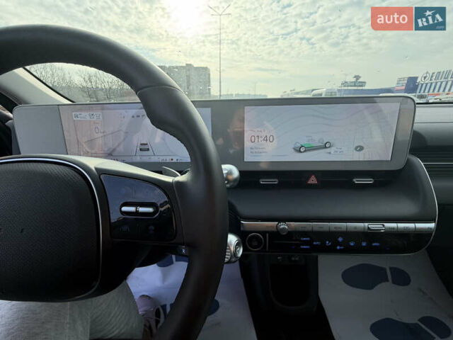 Черный Хендай Ioniq 5, объемом двигателя 0 л и пробегом 42 тыс. км за 26000 $, фото 11 на Automoto.ua