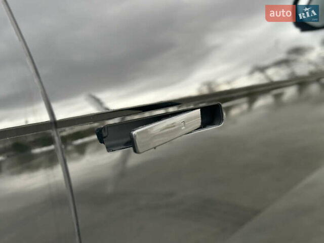 Черный Хендай Ioniq 5, объемом двигателя 0 л и пробегом 2 тыс. км за 26999 $, фото 11 на Automoto.ua