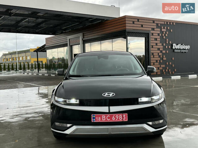 Черный Хендай Ioniq 5, объемом двигателя 0 л и пробегом 2 тыс. км за 26999 $, фото 19 на Automoto.ua