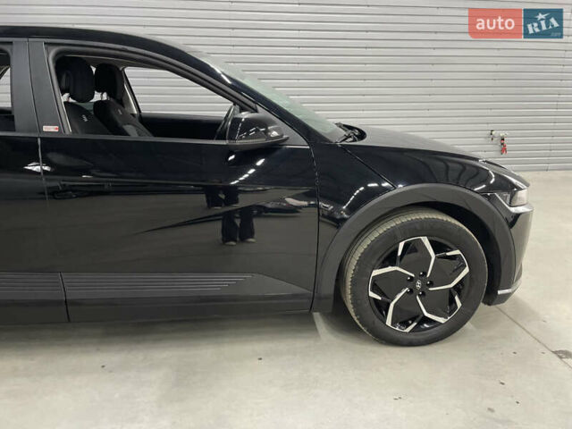 Чорний Хендай Ioniq 5, об'ємом двигуна 0 л та пробігом 75 тис. км за 26900 $, фото 29 на Automoto.ua