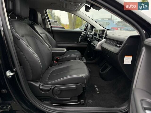 Чорний Хендай Ioniq 5, об'ємом двигуна 0 л та пробігом 7 тис. км за 27500 $, фото 20 на Automoto.ua