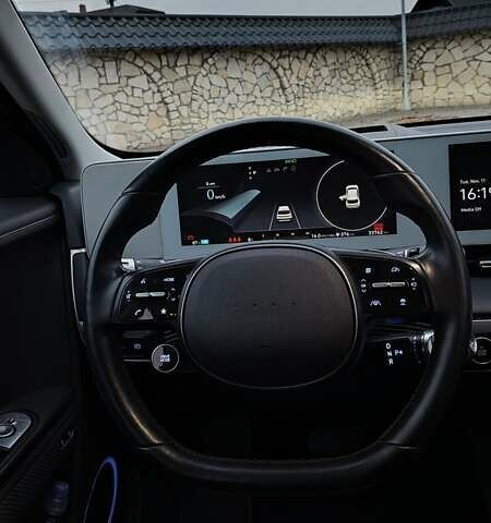 Чорний Хендай Ioniq 5, об'ємом двигуна 0 л та пробігом 33 тис. км за 25900 $, фото 34 на Automoto.ua