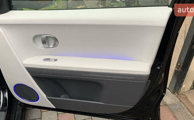 Черный Хендай Ioniq 5, объемом двигателя 0 л и пробегом 23 тыс. км за 22950 $, фото 15 на Automoto.ua