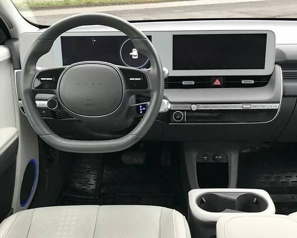 Чорний Хендай Ioniq 5, об'ємом двигуна 0 л та пробігом 30 тис. км за 25900 $, фото 17 на Automoto.ua