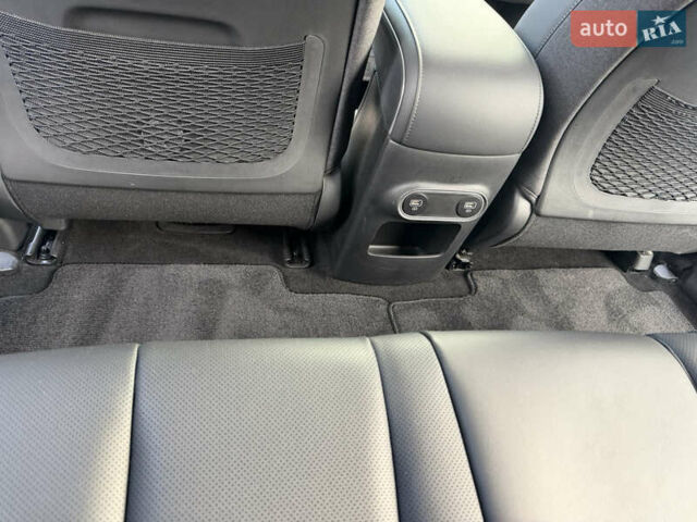 Черный Хендай Ioniq 5, объемом двигателя 0 л и пробегом 42 тыс. км за 26000 $, фото 22 на Automoto.ua