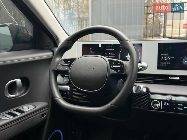 Черный Хендай Ioniq 5, объемом двигателя 0 л и пробегом 7 тыс. км за 32000 $, фото 42 на Automoto.ua