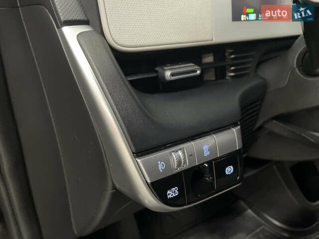 Чорний Хендай Ioniq 5, об'ємом двигуна 0 л та пробігом 75 тис. км за 26900 $, фото 43 на Automoto.ua