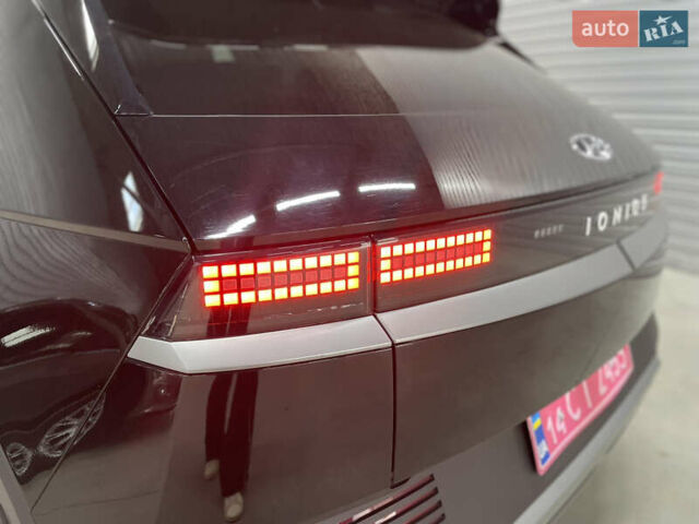 Чорний Хендай Ioniq 5, об'ємом двигуна 0 л та пробігом 75 тис. км за 26900 $, фото 6 на Automoto.ua