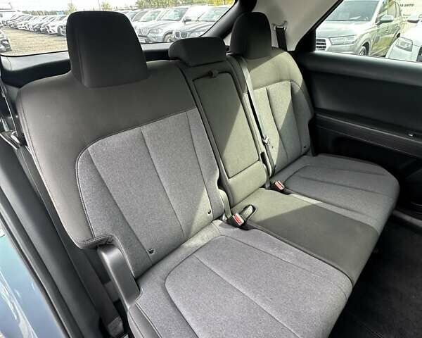 Черный Хендай Ioniq 5, объемом двигателя 0 л и пробегом 36 тыс. км за 25800 $, фото 37 на Automoto.ua