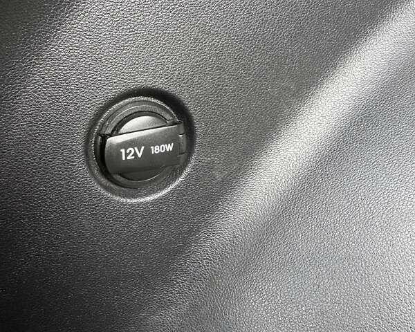 Чорний Хендай Ioniq 5, об'ємом двигуна 0 л та пробігом 36 тис. км за 25800 $, фото 24 на Automoto.ua