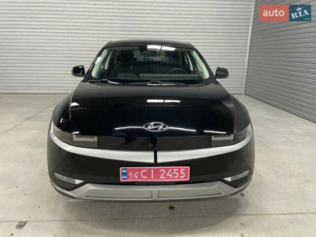 Чорний Хендай Ioniq 5, об'ємом двигуна 0 л та пробігом 75 тис. км за 26900 $, фото 31 на Automoto.ua