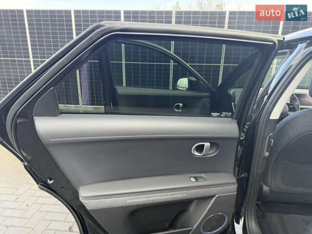 Черный Хендай Ioniq 5, объемом двигателя 0 л и пробегом 42 тыс. км за 26000 $, фото 18 на Automoto.ua