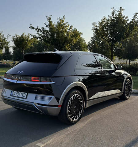 Черный Хендай Ioniq 5, объемом двигателя 0 л и пробегом 10 тыс. км за 34900 $, фото 7 на Automoto.ua