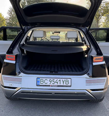Черный Хендай Ioniq 5, объемом двигателя 0 л и пробегом 10 тыс. км за 34900 $, фото 15 на Automoto.ua