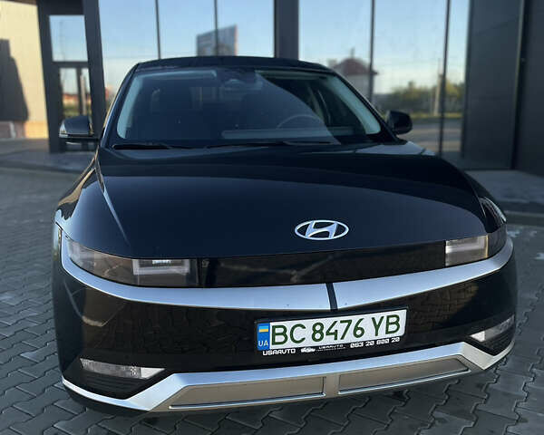 Черный Хендай Ioniq 5, объемом двигателя 0 л и пробегом 19 тыс. км за 24999 $, фото 1 на Automoto.ua