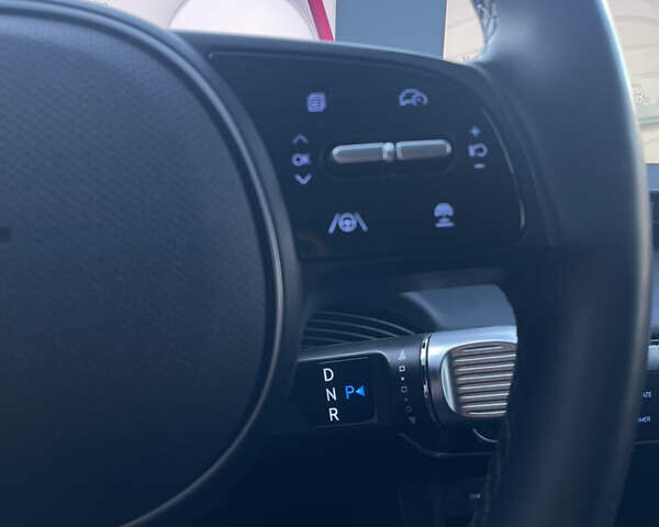 Черный Хендай Ioniq 5, объемом двигателя 0 л и пробегом 19 тыс. км за 24999 $, фото 21 на Automoto.ua