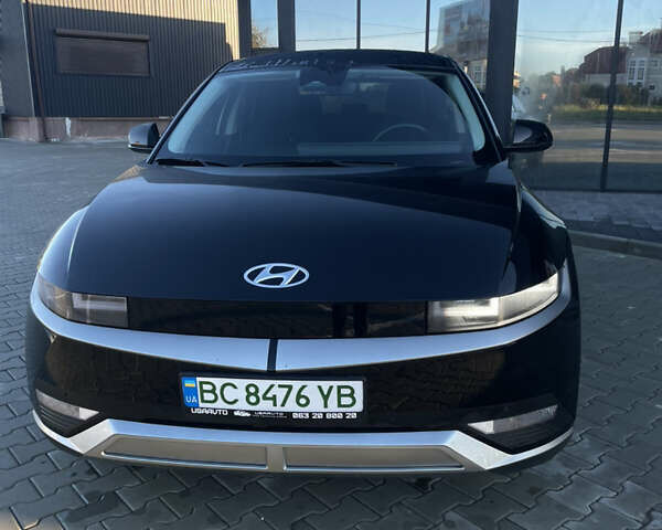 Черный Хендай Ioniq 5, объемом двигателя 0 л и пробегом 18 тыс. км за 24999 $, фото 5 на Automoto.ua