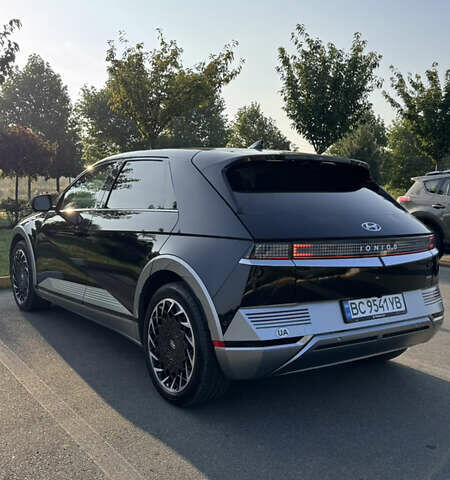 Черный Хендай Ioniq 5, объемом двигателя 0 л и пробегом 10 тыс. км за 34900 $, фото 6 на Automoto.ua