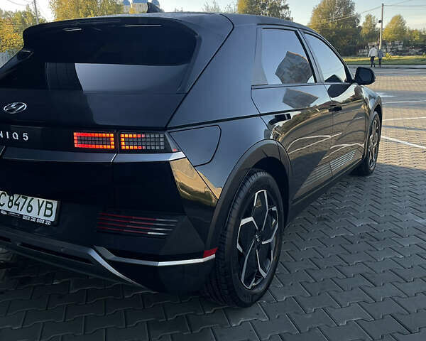 Черный Хендай Ioniq 5, объемом двигателя 0 л и пробегом 19 тыс. км за 24999 $, фото 10 на Automoto.ua