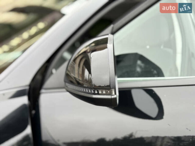 Черный Хендай Ioniq 5, объемом двигателя 0 л и пробегом 6 тыс. км за 28999 $, фото 51 на Automoto.ua