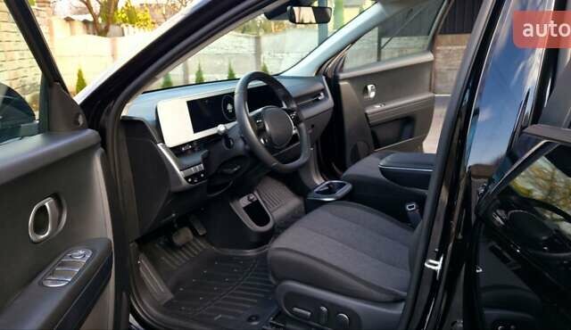 Чорний Хендай Ioniq 5, об'ємом двигуна 0 л та пробігом 33 тис. км за 26800 $, фото 21 на Automoto.ua