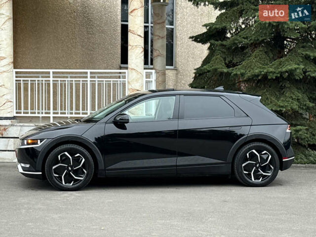 Черный Хендай Ioniq 5, объемом двигателя 0 л и пробегом 6 тыс. км за 28999 $, фото 19 на Automoto.ua