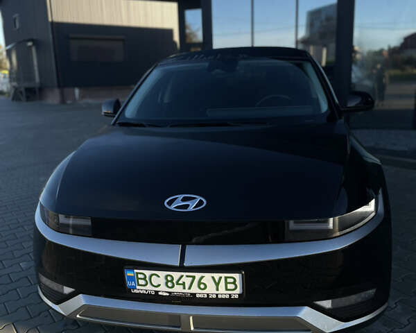 Черный Хендай Ioniq 5, объемом двигателя 0 л и пробегом 18 тыс. км за 24999 $, фото 3 на Automoto.ua
