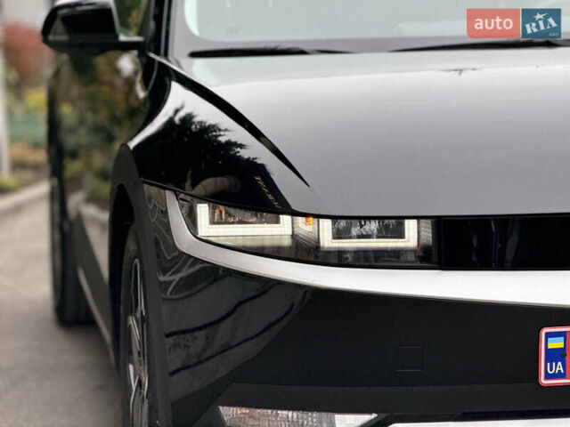 Чорний Хендай Ioniq 5, об'ємом двигуна 0 л та пробігом 7 тис. км за 28499 $, фото 7 на Automoto.ua