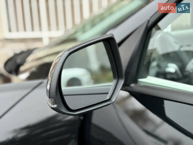 Черный Хендай Ioniq 5, объемом двигателя 0 л и пробегом 6 тыс. км за 28999 $, фото 52 на Automoto.ua