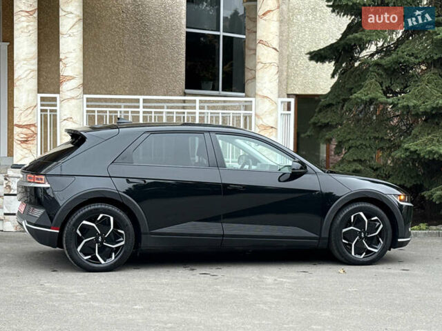 Черный Хендай Ioniq 5, объемом двигателя 0 л и пробегом 6 тыс. км за 28999 $, фото 9 на Automoto.ua
