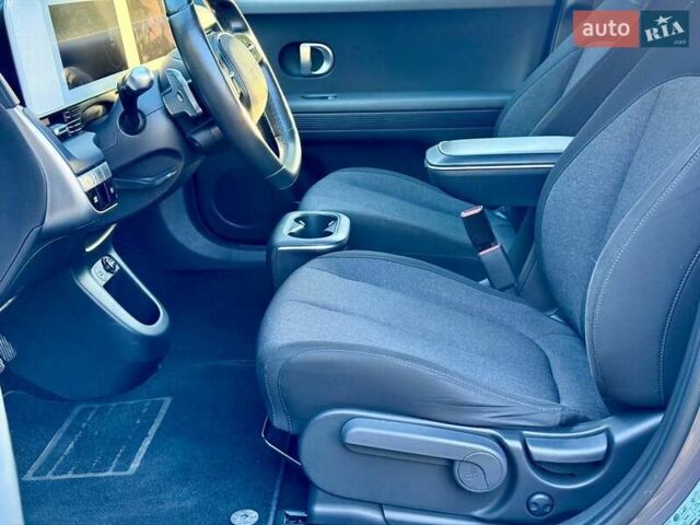Коричневый Хендай Ioniq 5, объемом двигателя 0 л и пробегом 45 тыс. км за 23999 $, фото 17 на Automoto.ua
