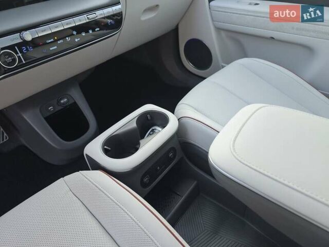 Коричневий Хендай Ioniq 5, об'ємом двигуна 0 л та пробігом 33 тис. км за 32699 $, фото 54 на Automoto.ua