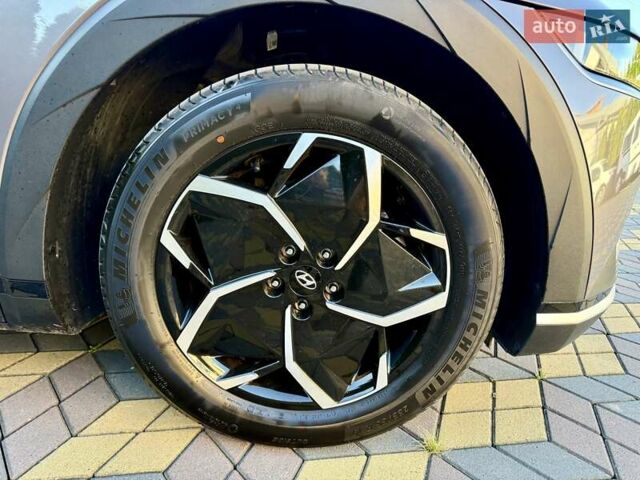 Коричневий Хендай Ioniq 5, об'ємом двигуна 0 л та пробігом 33 тис. км за 24900 $, фото 7 на Automoto.ua