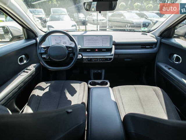 Коричневый Хендай Ioniq 5, объемом двигателя 0 л и пробегом 80 тыс. км за 22900 $, фото 14 на Automoto.ua