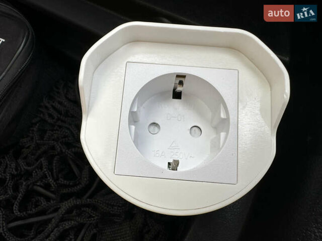 Коричневый Хендай Ioniq 5, объемом двигателя 0 л и пробегом 181 тыс. км за 24999 $, фото 49 на Automoto.ua