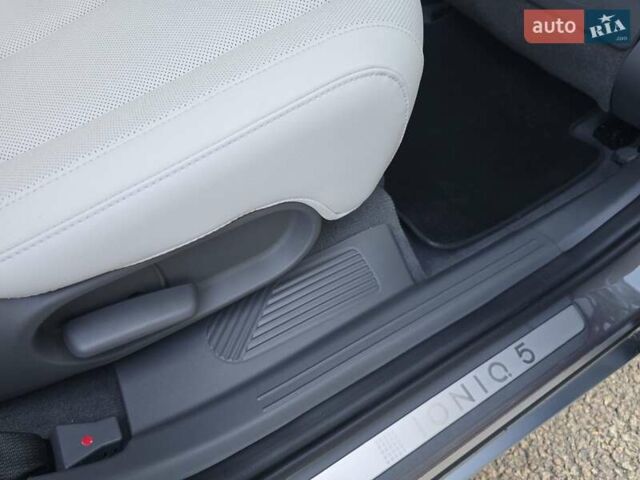 Коричневий Хендай Ioniq 5, об'ємом двигуна 0 л та пробігом 33 тис. км за 32699 $, фото 71 на Automoto.ua