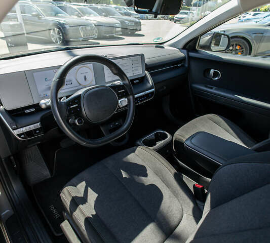 Коричневый Хендай Ioniq 5, объемом двигателя 0 л и пробегом 80 тыс. км за 22900 $, фото 10 на Automoto.ua