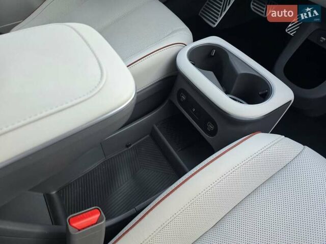 Коричневий Хендай Ioniq 5, об'ємом двигуна 0 л та пробігом 33 тис. км за 32699 $, фото 86 на Automoto.ua