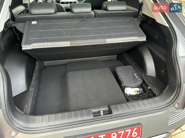 Коричневый Хендай Ioniq 5, объемом двигателя 0 л и пробегом 181 тыс. км за 24999 $, фото 52 на Automoto.ua