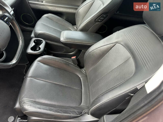 Коричневый Хендай Ioniq 5, объемом двигателя 0 л и пробегом 181 тыс. км за 24999 $, фото 32 на Automoto.ua