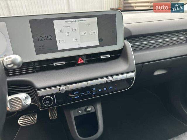 Коричневый Хендай Ioniq 5, объемом двигателя 0 л и пробегом 181 тыс. км за 24999 $, фото 31 на Automoto.ua