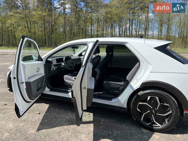 Хендай Ioniq 5, объемом двигателя 0 л и пробегом 11 тыс. км за 35000 $, фото 5 на Automoto.ua